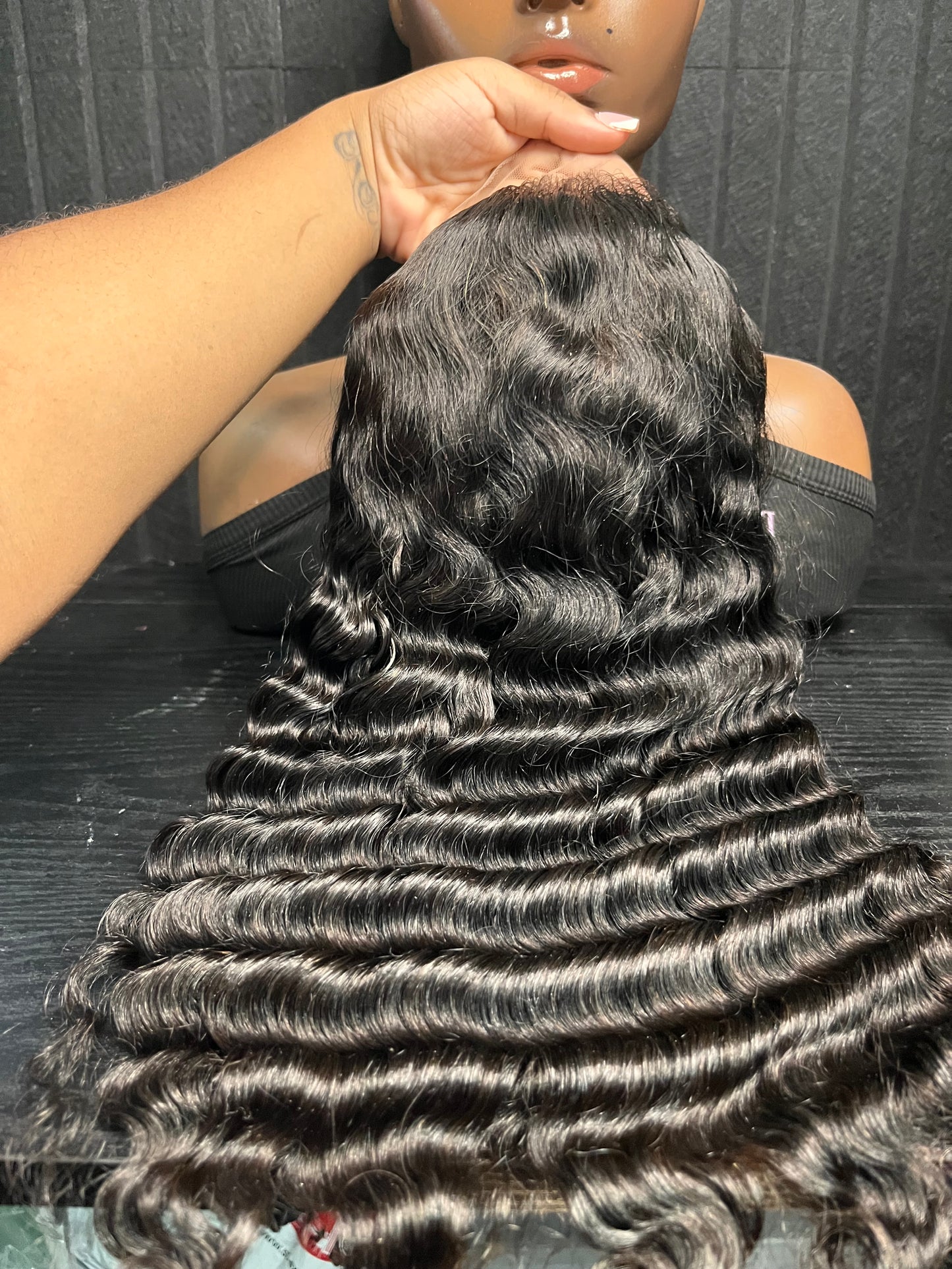 Maui Curl 12” Bob