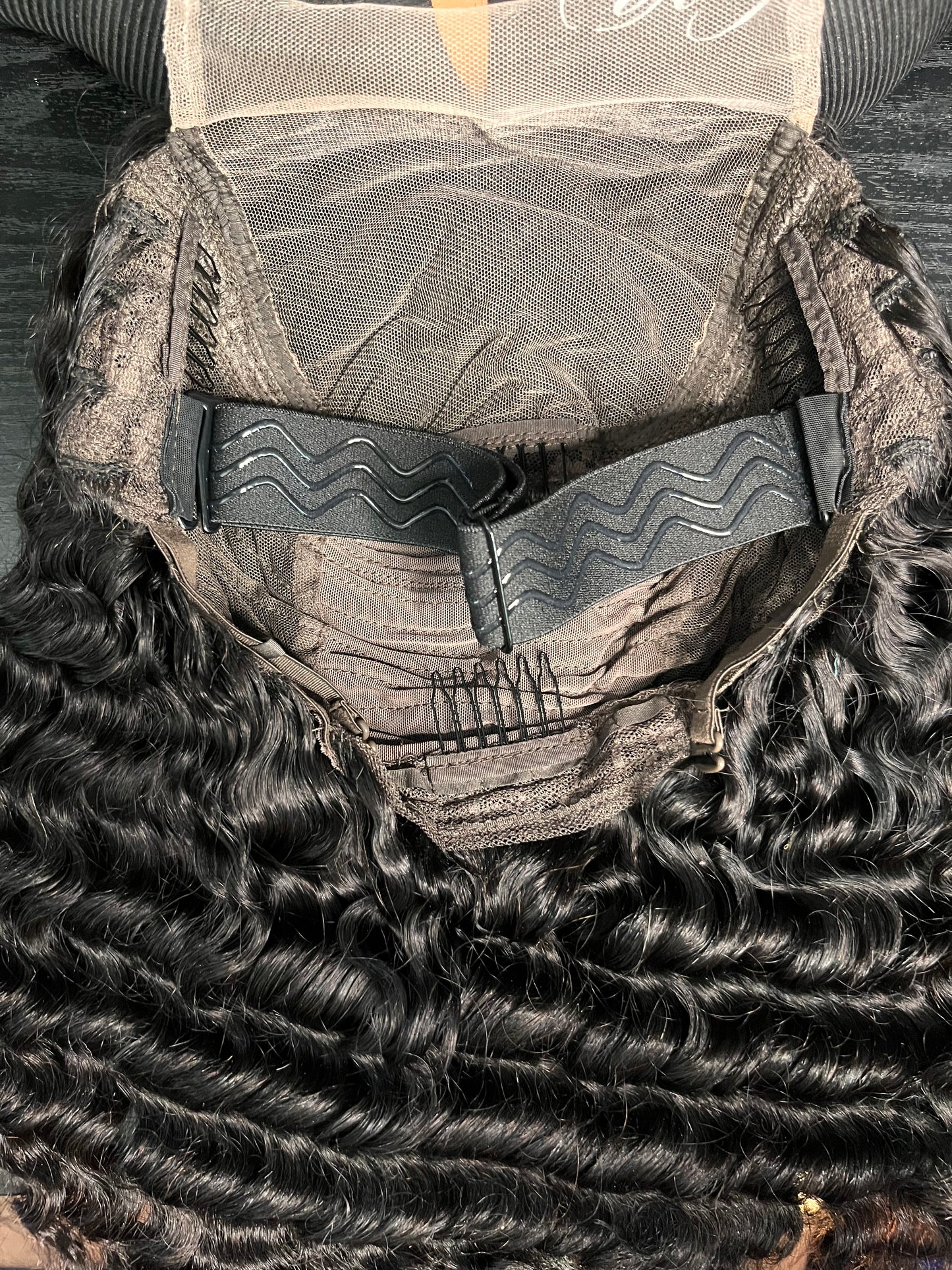 Maui Curl 12” Bob
